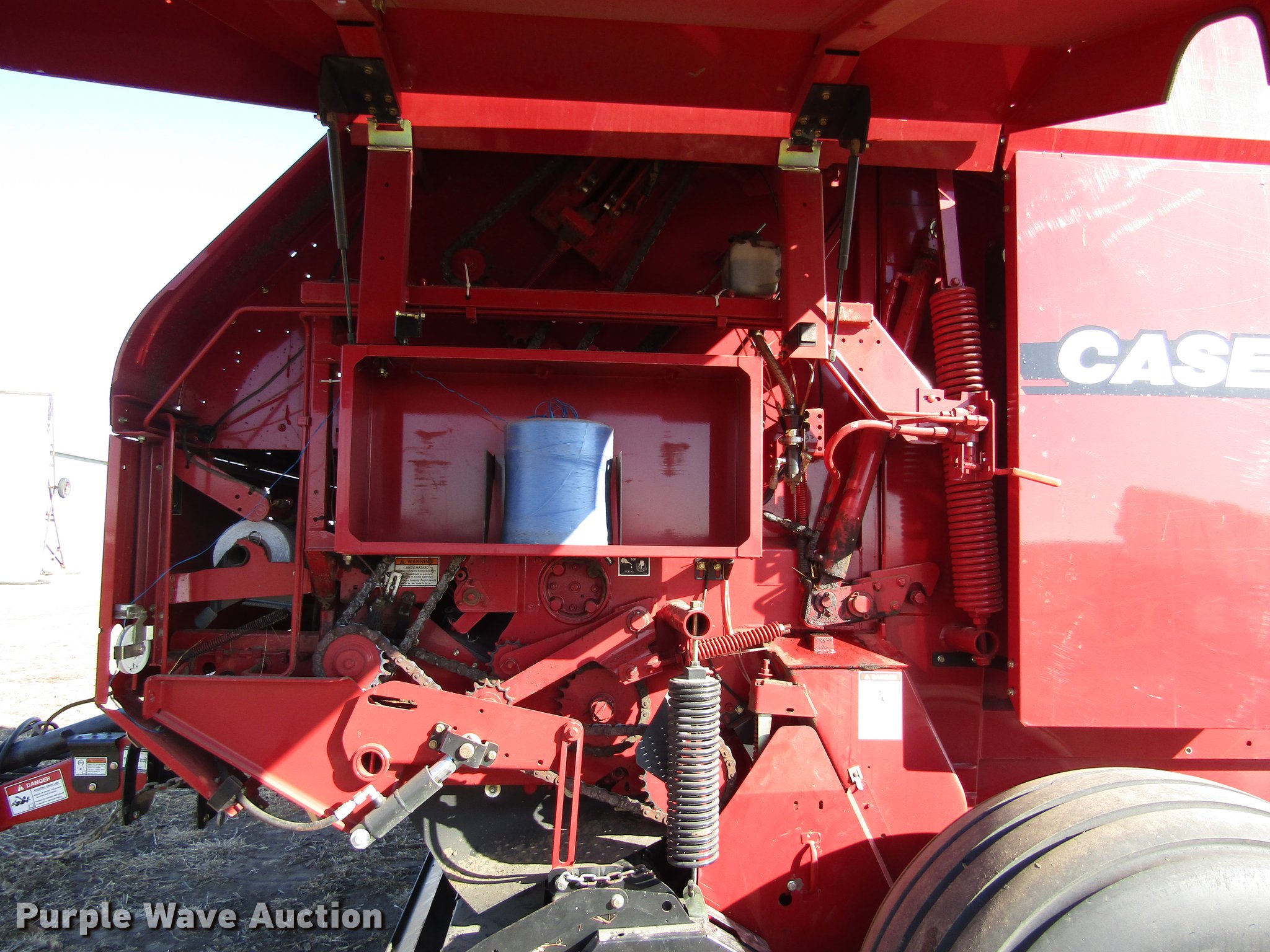 2013 Case IH RB564 round baler in Ellinwood, KS Item DD8696 sold