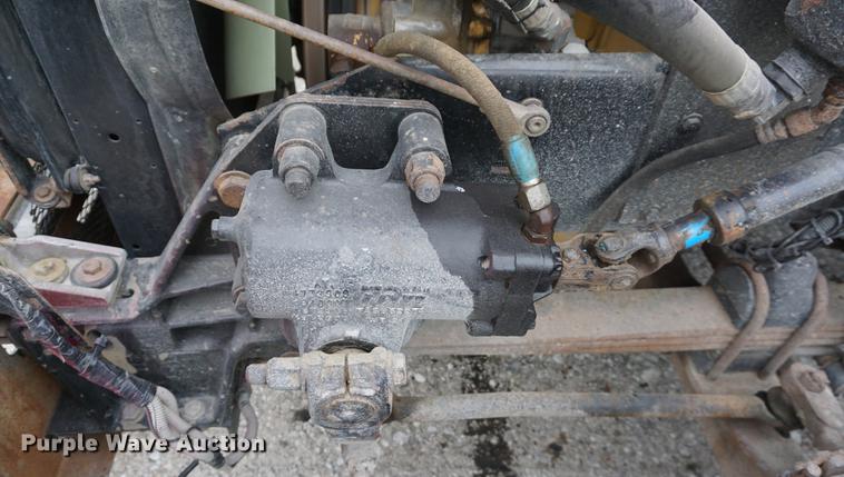 image for item DB0343 2001 Kenworth T800 semi truck