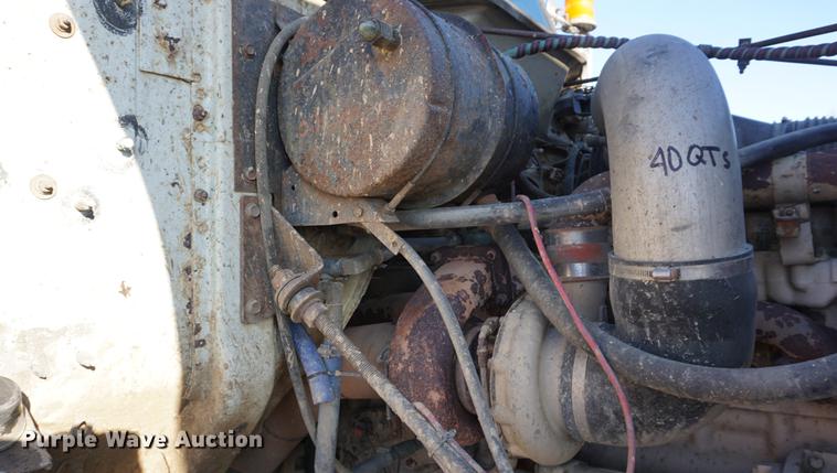 image for item DB0350 1990 International G2504 truck chassis