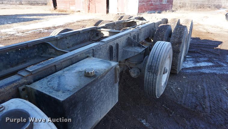 image for item DB0350 1990 International G2504 truck chassis