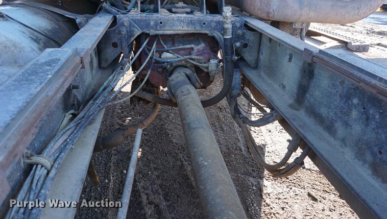 image for item DB0350 1990 International G2504 truck chassis