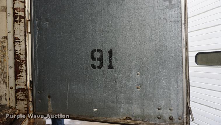 image for item DB0451 1991 Monon MG3-30-ST-48W dry van trailer