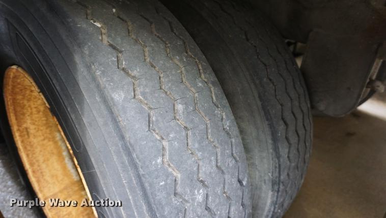 image for item DB0451 1991 Monon MG3-30-ST-48W dry van trailer