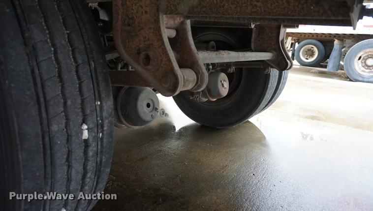 image for item DB0452 1994 Stoughton AVW485TSC dry van trailer