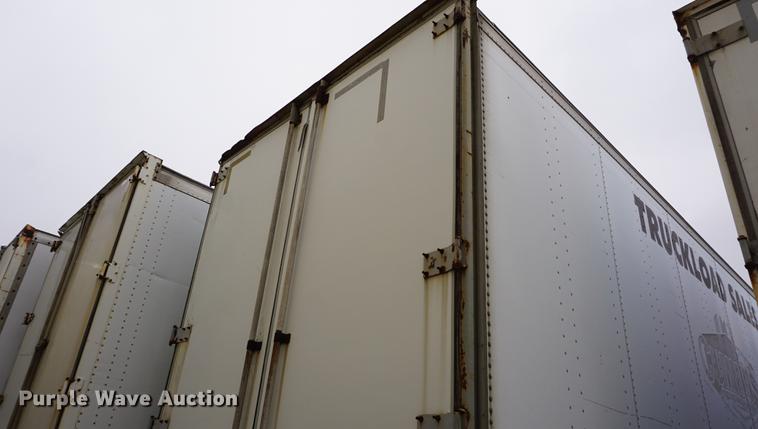 image for item DB0454 1994 Freuhauf FBHLP915NF248W dry van trailer