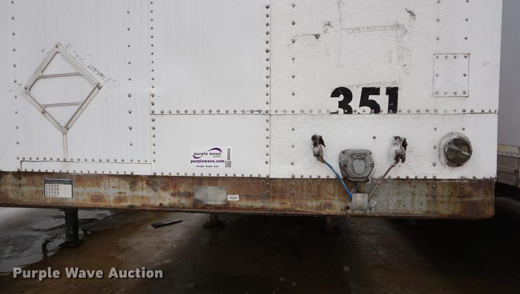 image for item DB0454 1994 Freuhauf FBHLP915NF248W dry van trailer