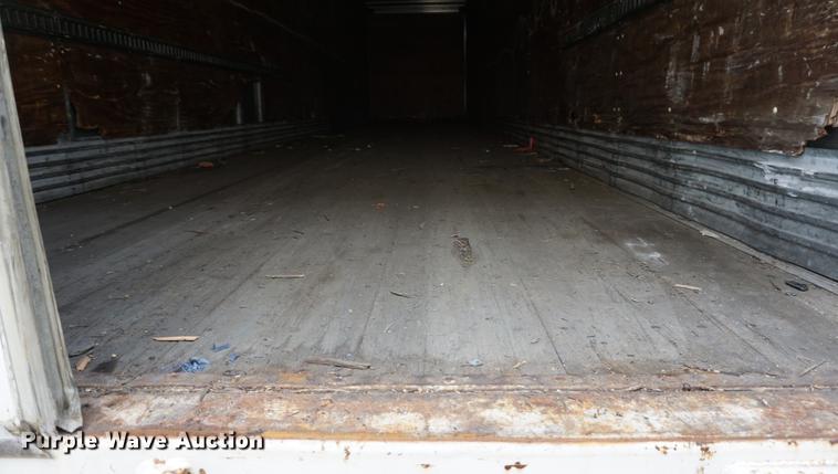 image for item DB0454 1994 Freuhauf FBHLP915NF248W dry van trailer