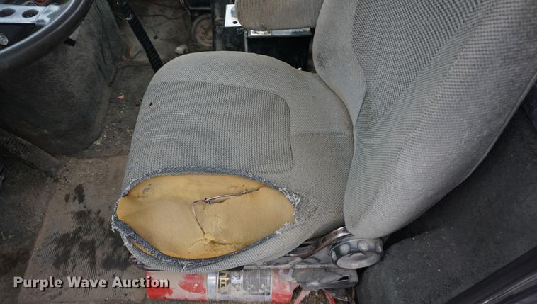 image for item DB0459 1989 Ford LTL9000 semi truck