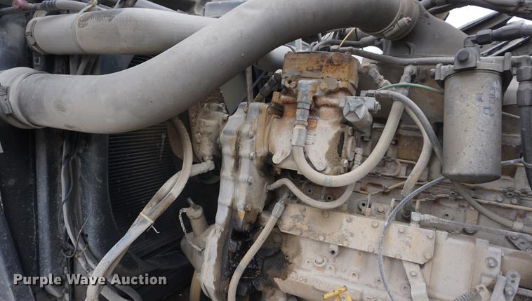 image for item DB0459 1989 Ford LTL9000 semi truck