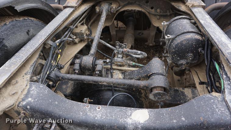 image for item DB0459 1989 Ford LTL9000 semi truck