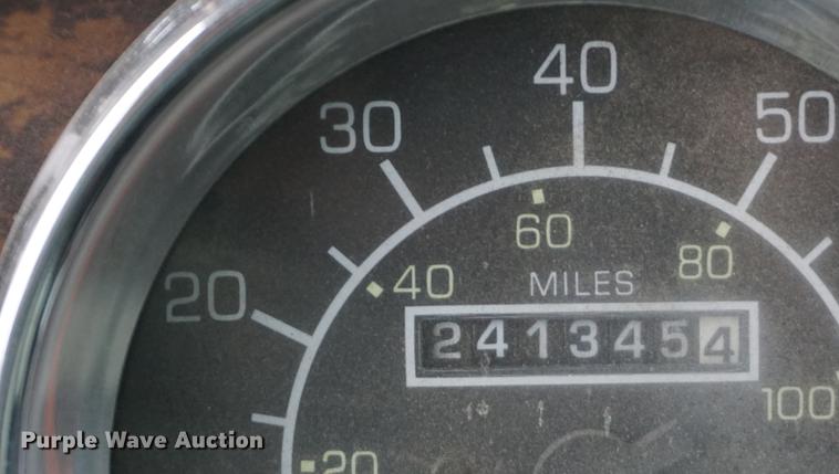 image for item DB0460 1998 Kenworth T600 semi truck