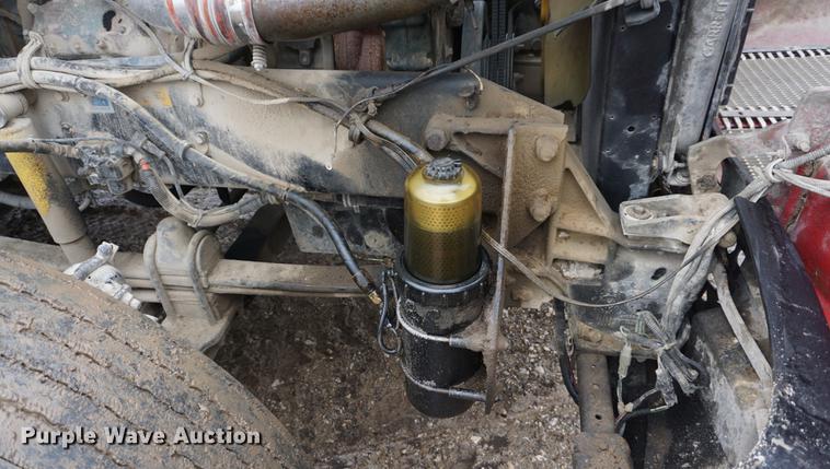 image for item DB0460 1998 Kenworth T600 semi truck