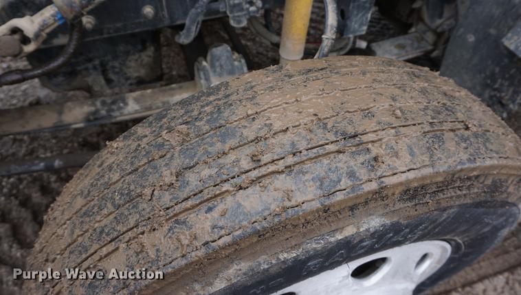 image for item DB0460 1998 Kenworth T600 semi truck