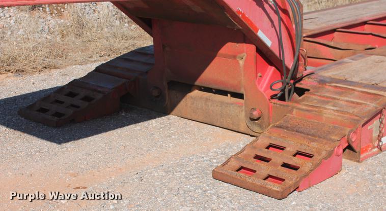 image for item DB5172 1997 Talbert TDW-35SA-HRG-1-T1 lowboy equipment trailer