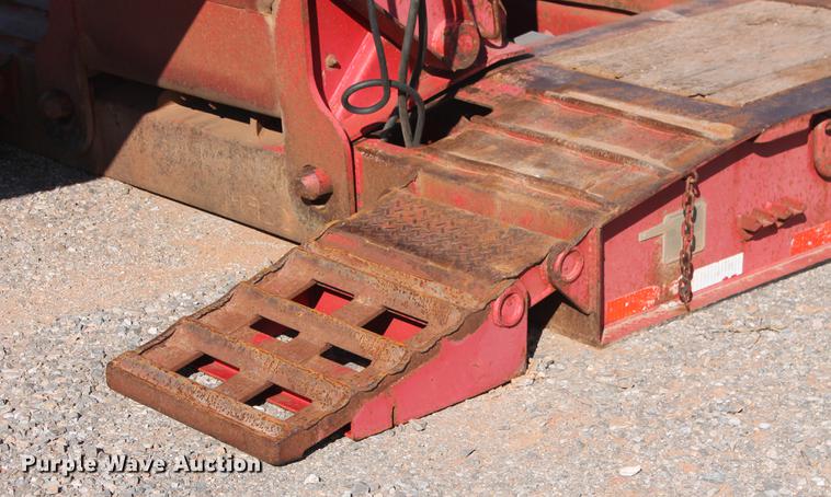 image for item DB5172 1997 Talbert TDW-35SA-HRG-1-T1 lowboy equipment trailer