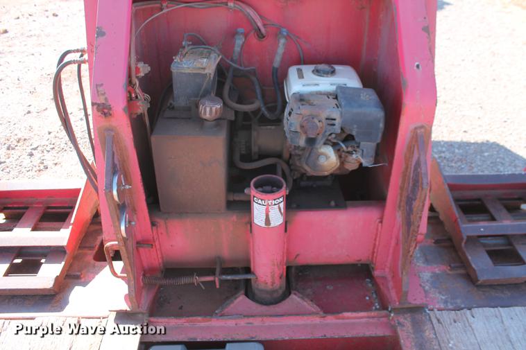 image for item DB5172 1997 Talbert TDW-35SA-HRG-1-T1 lowboy equipment trailer