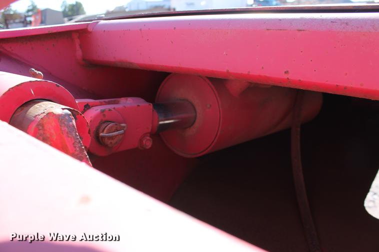 image for item DB5172 1997 Talbert TDW-35SA-HRG-1-T1 lowboy equipment trailer