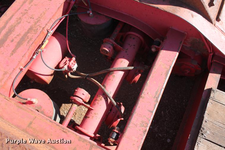 image for item DB5172 1997 Talbert TDW-35SA-HRG-1-T1 lowboy equipment trailer