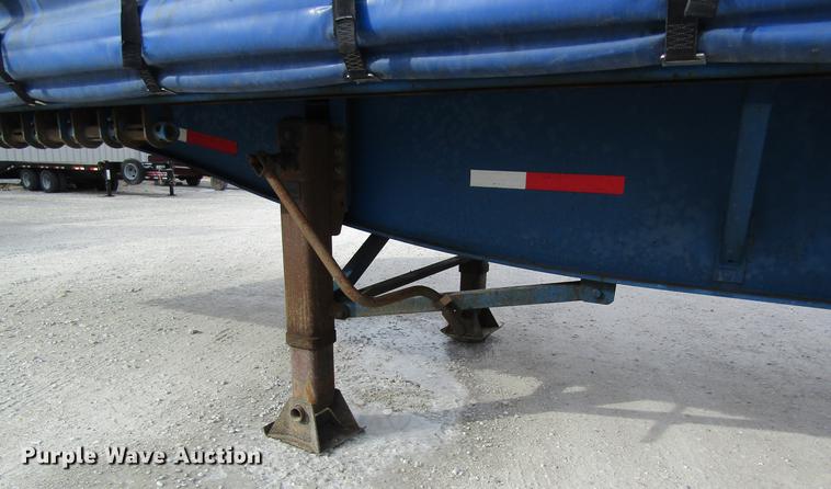 image for item DB5950 2002 Utility curtain side dry van trailer