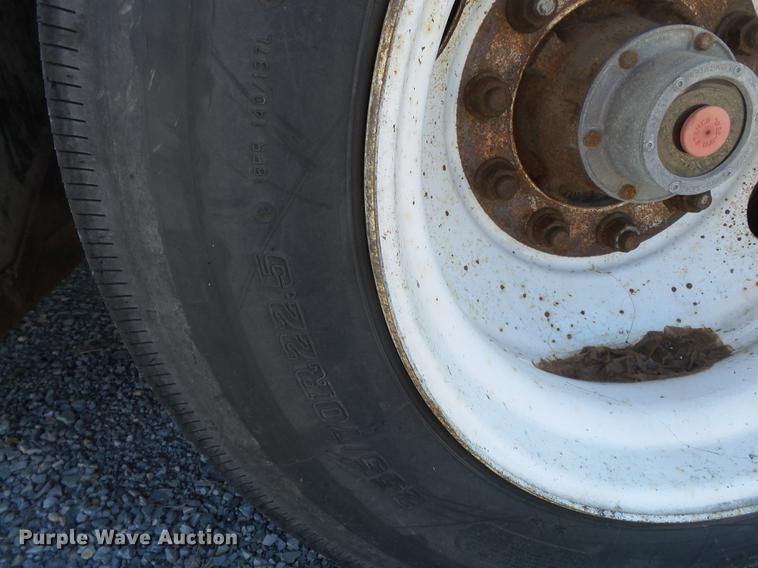 image for item DB7191 1998 Transcraft DTL-2000 equipment trailer