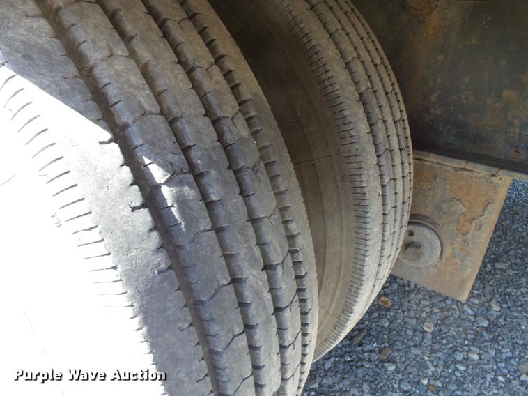 image for item DB7191 1998 Transcraft DTL-2000 equipment trailer