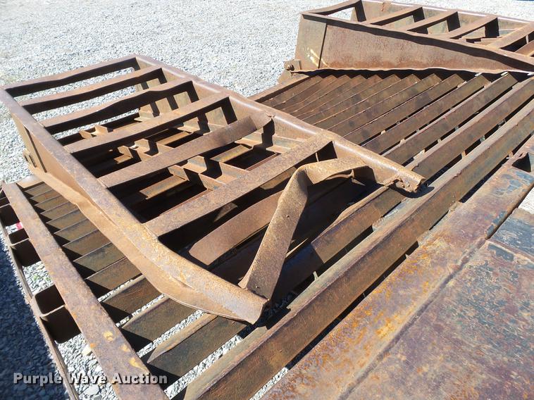 image for item DB7191 1998 Transcraft DTL-2000 equipment trailer