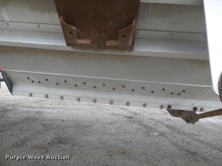 image for item DB7201 2009 Timpte double hopper bottom grain trailer