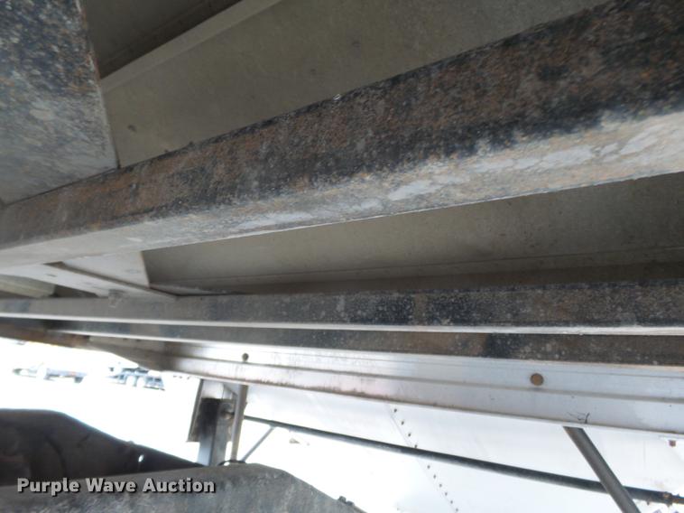 image for item DB7201 2009 Timpte double hopper bottom grain trailer