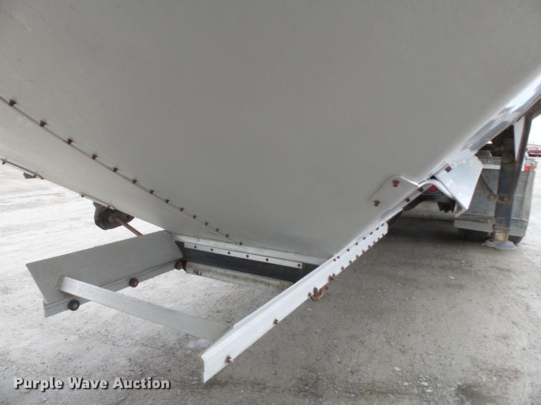 image for item DB7201 2009 Timpte double hopper bottom grain trailer