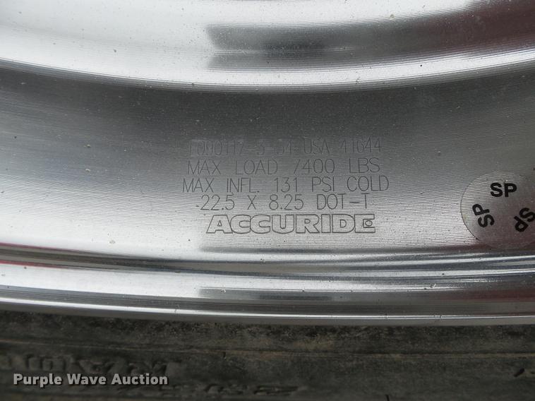 image for item DB7201 2009 Timpte double hopper bottom grain trailer