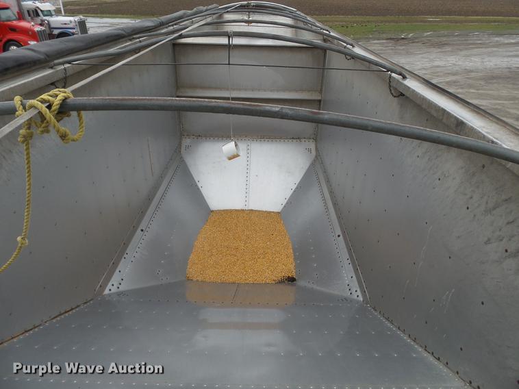 image for item DB7201 2009 Timpte double hopper bottom grain trailer