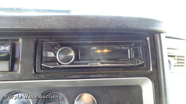 image for item DC0658 2012 Kenworth T660 semi truck