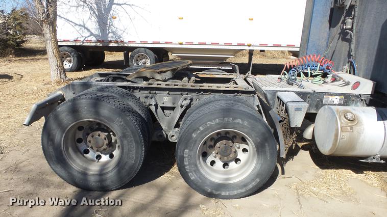 image for item DC0658 2012 Kenworth T660 semi truck