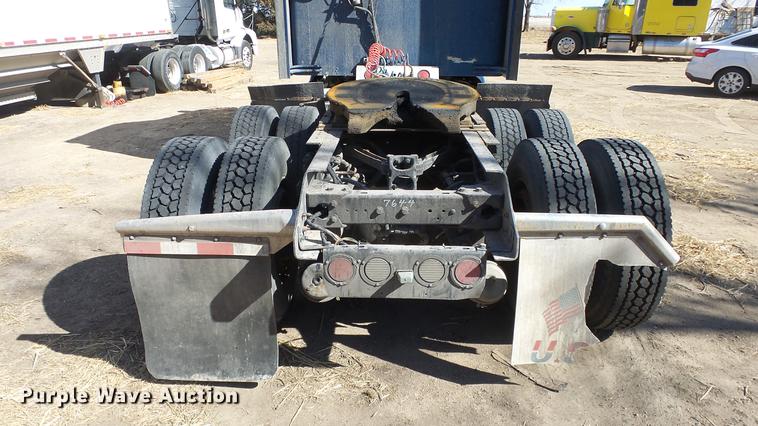 image for item DC0658 2012 Kenworth T660 semi truck