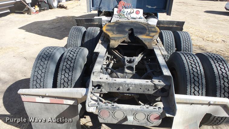 image for item DC0658 2012 Kenworth T660 semi truck