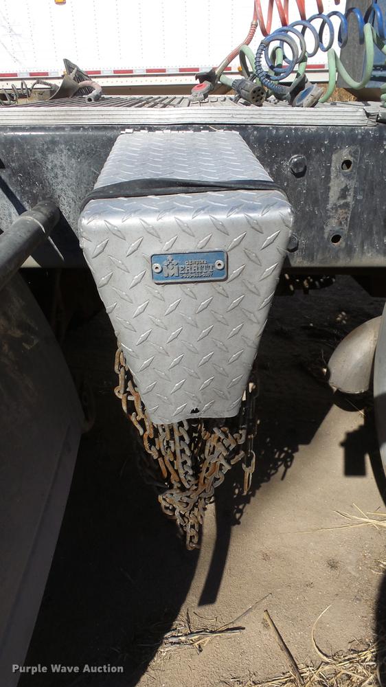 image for item DC0658 2012 Kenworth T660 semi truck