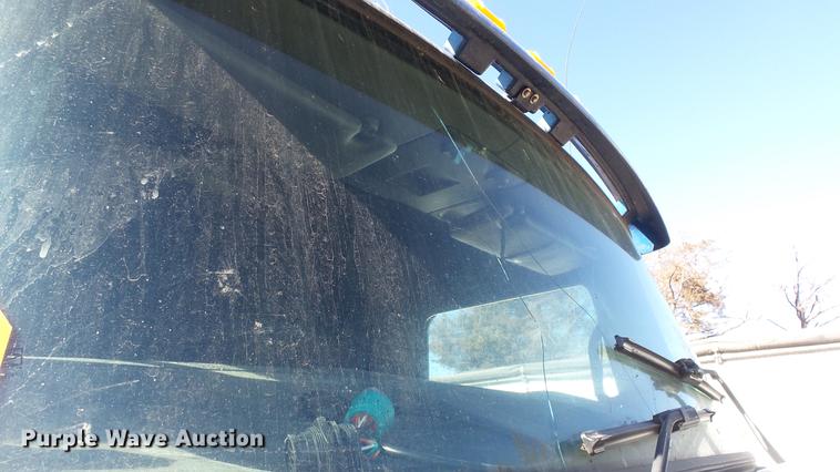 image for item DC0658 2012 Kenworth T660 semi truck