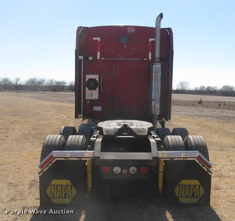 image for item DC2337 1995 Kenworth T600 semi truck