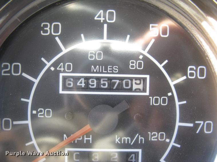 image for item DC2337 1995 Kenworth T600 semi truck