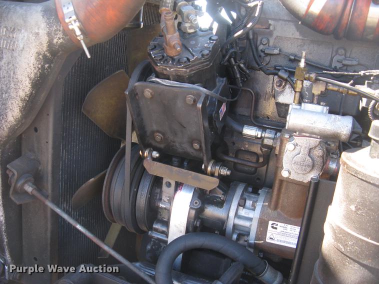 image for item DC2337 1995 Kenworth T600 semi truck