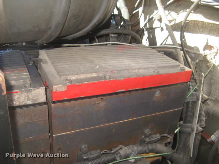 image for item DC2337 1995 Kenworth T600 semi truck