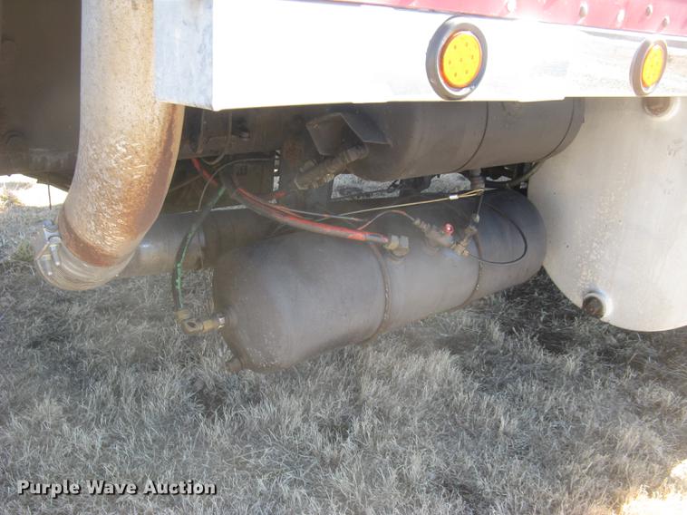 image for item DC2337 1995 Kenworth T600 semi truck