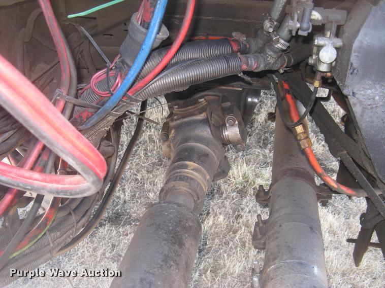 image for item DC2337 1995 Kenworth T600 semi truck