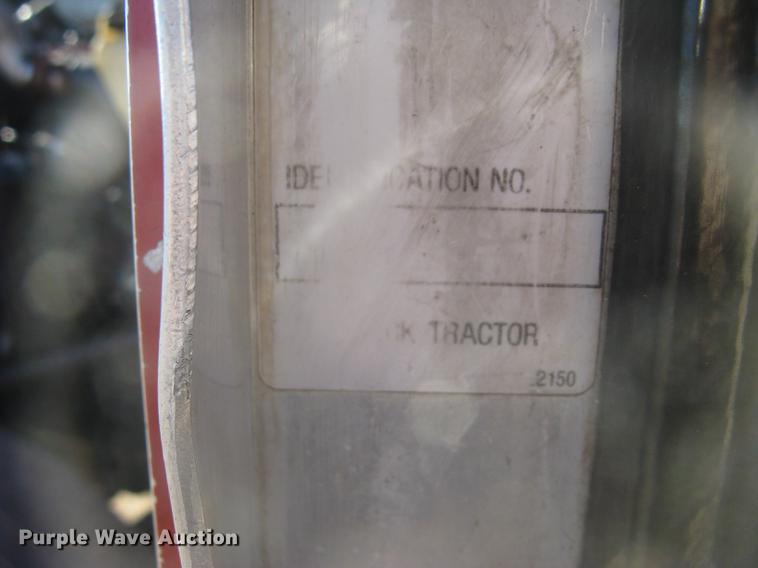 image for item DC2337 1995 Kenworth T600 semi truck