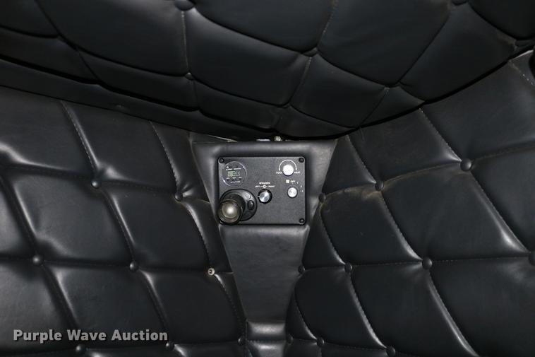 image for item DC3536 1999 Freightliner Classic XL FLD120 semi truck