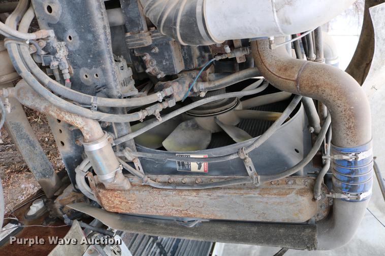 image for item DC3536 1999 Freightliner Classic XL FLD120 semi truck