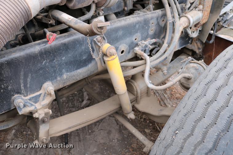 image for item DC3536 1999 Freightliner Classic XL FLD120 semi truck