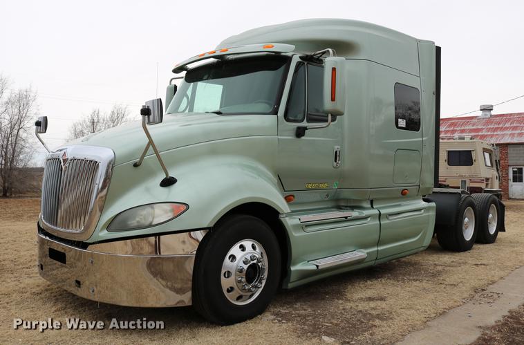 image for item DC3537 2009 International ProStar Premium semi truck