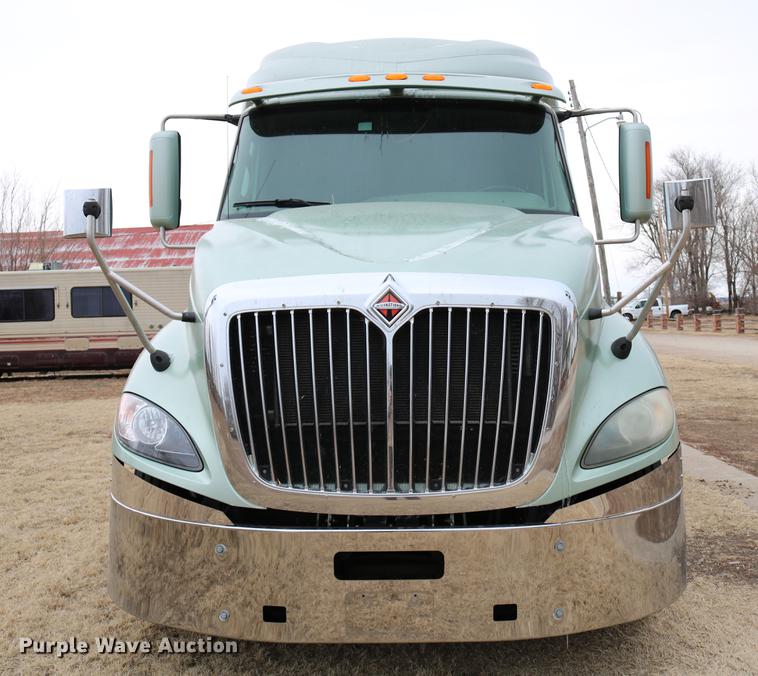 image for item DC3537 2009 International ProStar Premium semi truck