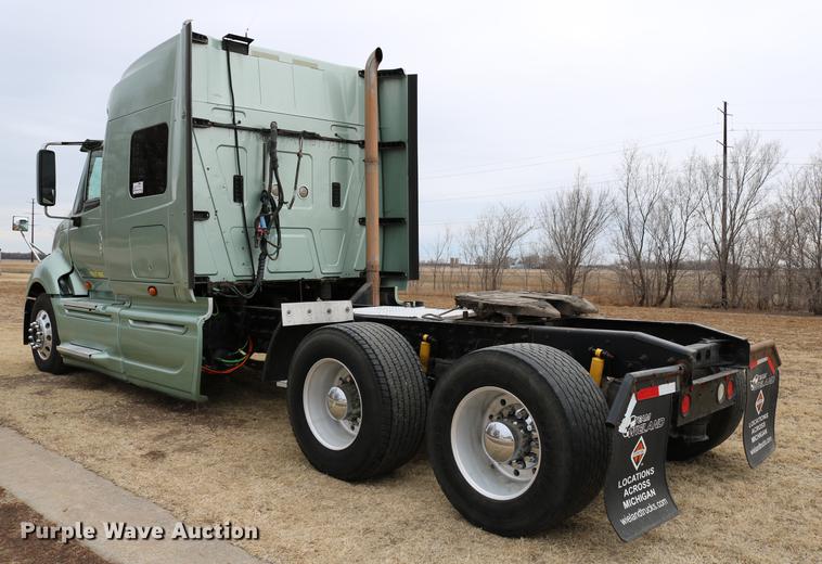 image for item DC3537 2009 International ProStar Premium semi truck